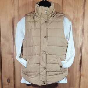 Love Tree Quilted Puffer Vest in Tan